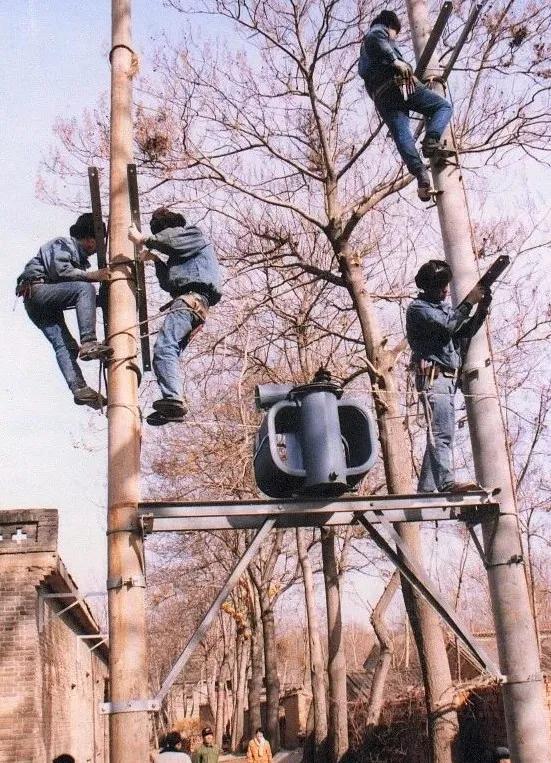 匆匆那些年：暗恋学姐多年，95年毕业后我为娶她向单位请假