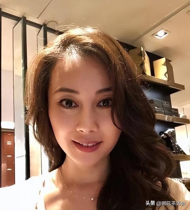 国产大尺度三级片《鸭王》女主袁嘉敏现在还有人记得吗？