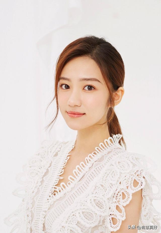 电视剧《四方馆》中的16位美女明星们，最小的26岁，最大的41岁