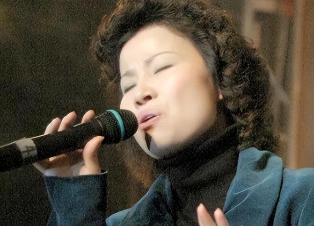 她从高烧再到离世仅16天，带病参加春晚，最后的时间也留在舞台上