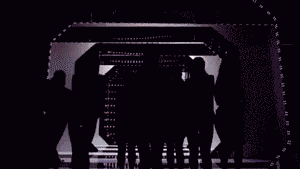 撩裙子、劈叉都不行!韩国女团9种舞姿被电视台封杀,网友炸锅