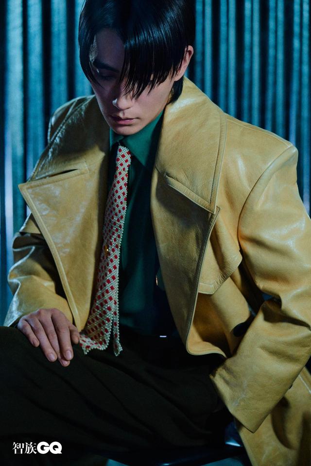 朱一龙 × 《智族GQ》封面,冷冽与狂野的完美碰撞