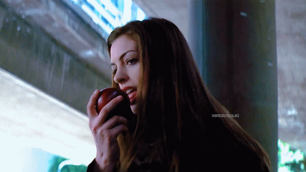 “人间尤物”安妮海瑟薇原来是个逗比？网友：哈哈哈一张嘴全破灭