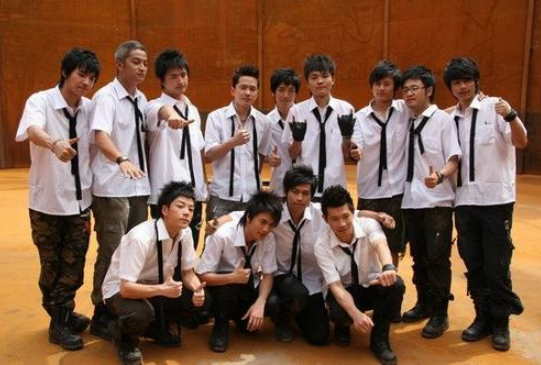 王栎鑫官宣离婚！看看2007年的快男们，婚姻幸福者寥寥无几