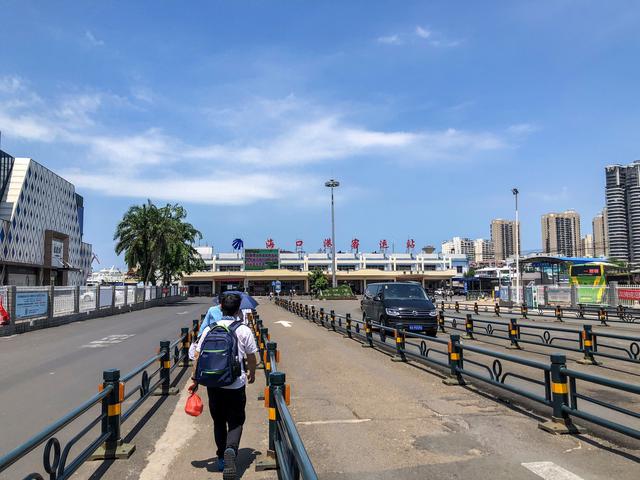 广东到海南岛最便捷的交通方式，四十块钱九十分钟穿越琼州海峡