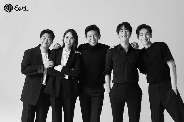 从帅哥到大叔，30位韩国80后男演员大盘点！谁是你的“心头好”