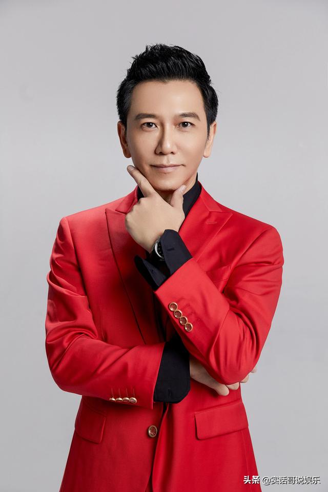 爱国艺人温兆伦近况曝光，深耕音乐领域提携许嘉文写《老爸老家》