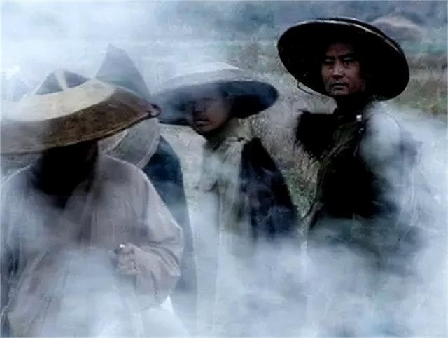 湘西最后一位赶尸人，真实还原恐怖赶尸场景，并上演死鸡复活术