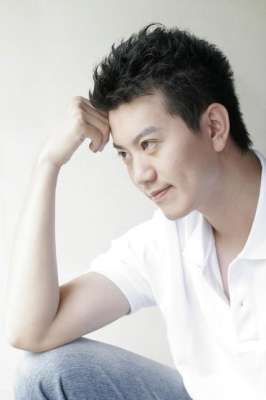 帅的男明星(你心目中最帅的男明星是谁？)