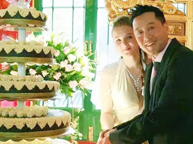 蔡国庆：弟弟娶了个俄罗斯老婆，我和妻子托起白发父母的晚年