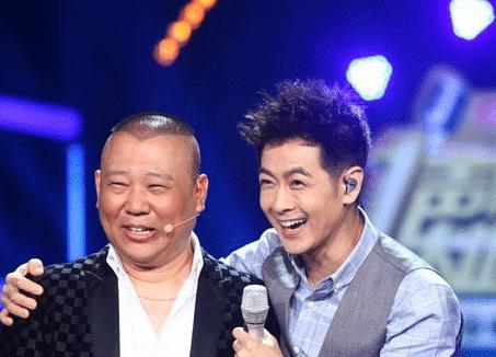 46岁林志颖和51岁信合影，好似帅气小鲜肉，吃了多少“防腐剂”？