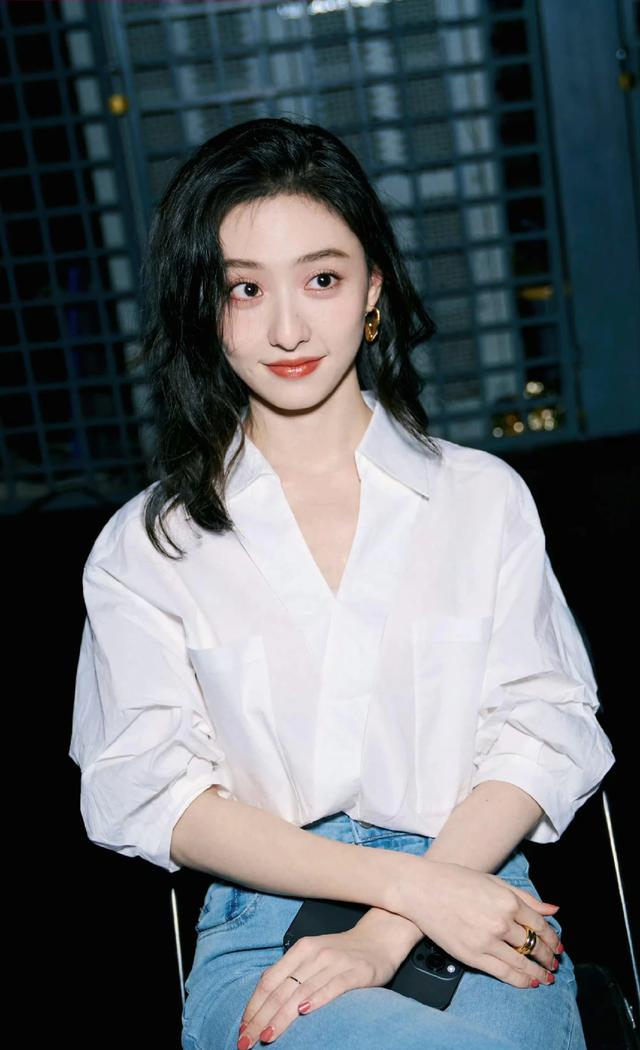 “00后四小花旦”同框，赵晴，艾米，胡连馨，王和，谁赢了？