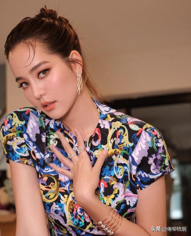 泰星Bow在泪水中公开与Mik分手细节：他总是说他累了，分手更好些