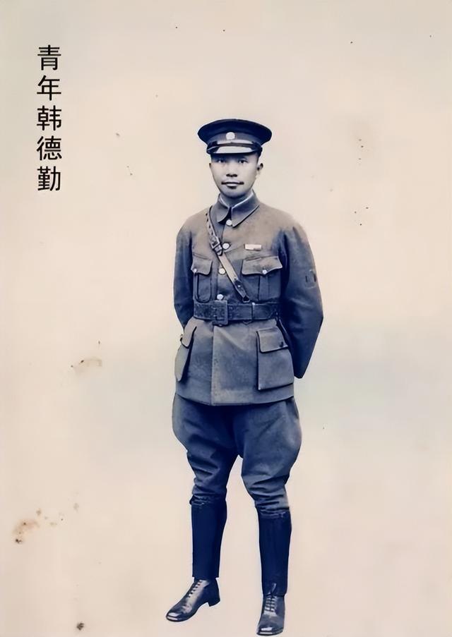 团参谋长廖政国怒斥叶飞多次违抗陈毅命令，叶飞笑言：违抗就对啦