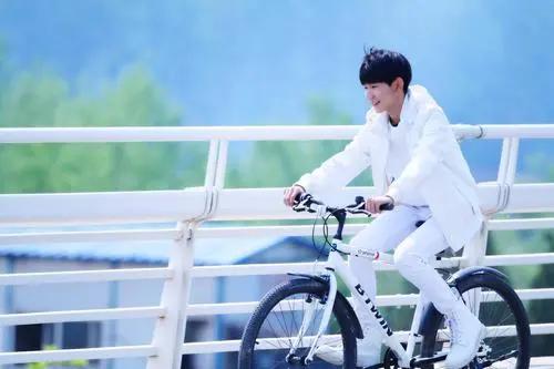 王源都演过这些电视剧、电影！这也太帅了叭