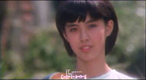 凸嘴也好看的港风女星，只服这6位，辨识度高不说，还别有风情