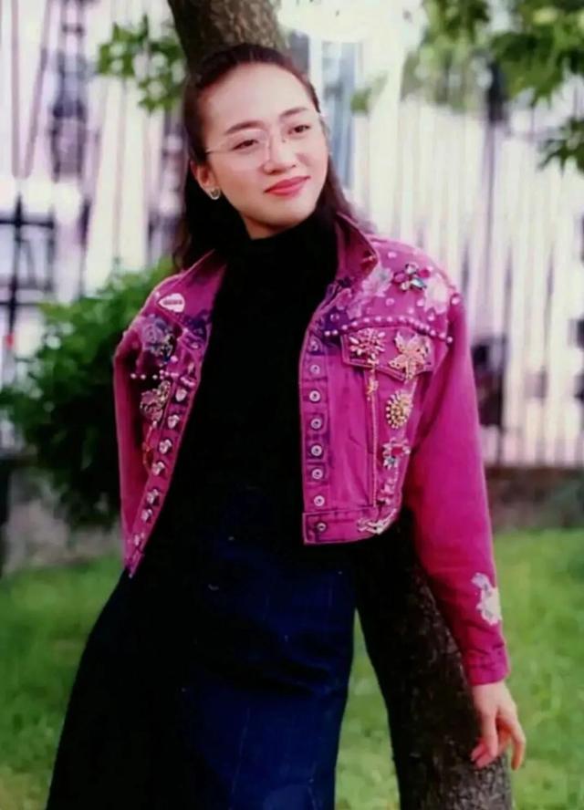 明星怀旧系列图片壁纸～梅艳芳