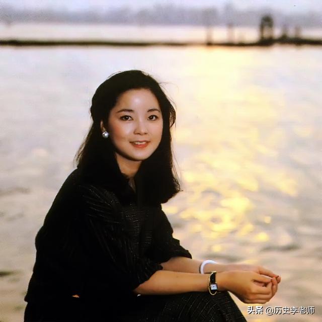 10张老照片回顾邓丽君的一生：死因至今成谜，墓地花费1元钱购买