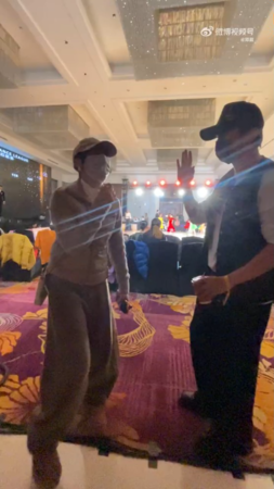 孙俪结婚15年庆水晶婚！　同天「邓超46岁生日」…夫妻热舞片闪瞎