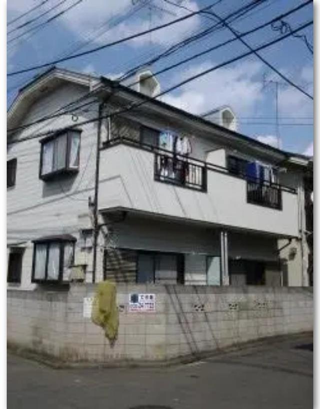 日本男子四年存2000万日元！下班就去打工，一天只吃一顿饭