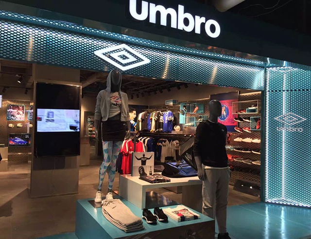 茵宝签约欧文三年！回归中国的茵宝打出情怀牌