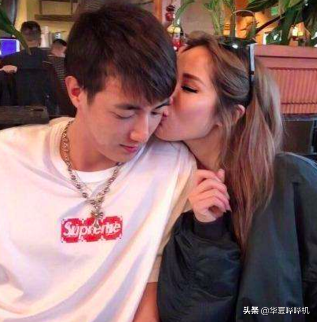 萧亚轩“又双叒叕”分手了，纵观17任鲜肉男友，谁才能俘获她的心