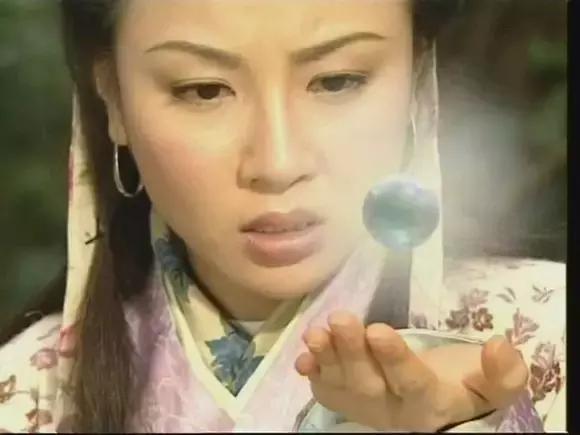 成名于开心鬼系列，一直是我们心中最美的小鱼