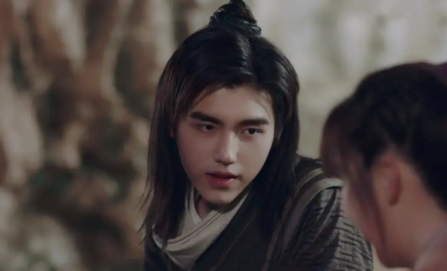 陈凯歌陈红长子陈雨昂,比陈飞宇还优秀,与姚安娜何超欣是好朋友