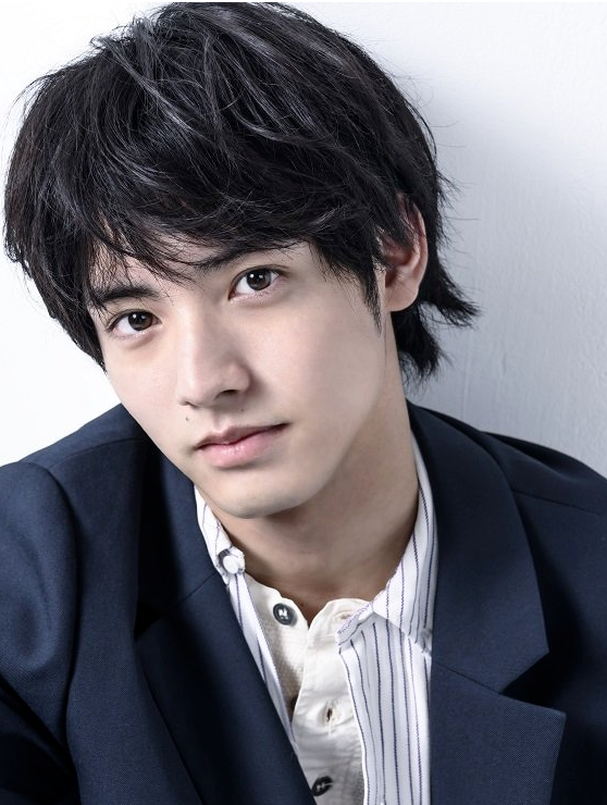 日本演艺圈拉响警报，佐佐木希、藤冈靛等20余位艺人宣布确诊新冠