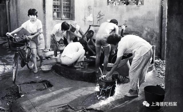 重回80年代，看看普陀这个古镇深处的“小桥流水人家”→