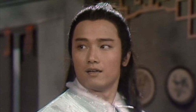 年轻时长得不咋地，上了年纪居然“帅到掉渣”，这6位男星太狠了