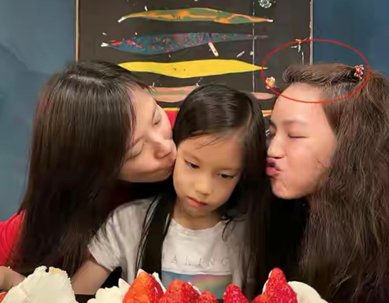 港台明星突然衰老：舒淇白发苍苍李克勤满脸皱纹，郭羡妮一口乱牙