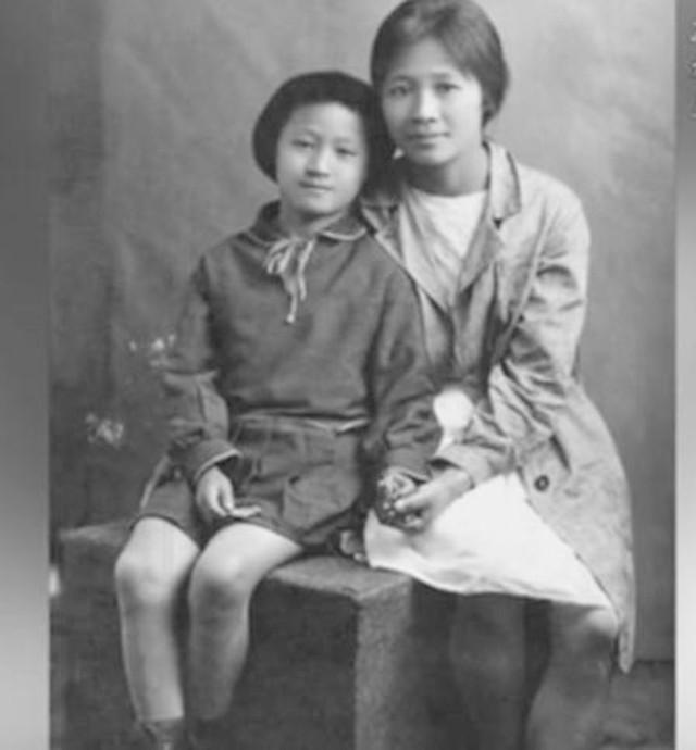 民国另类师生恋：他追到女生家里，其夫拱手让妻，还和他登报交友