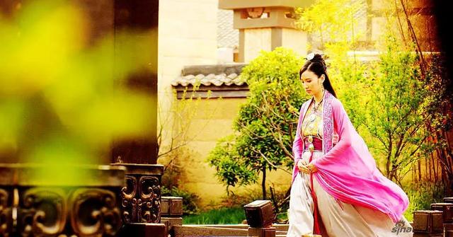 《神话》播出12年，两位主角评价大逆转，网友越来越讨厌易小川了