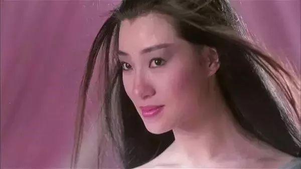 盘点林正英电影十大女鬼，最后一位是周星驰最爱的女人
