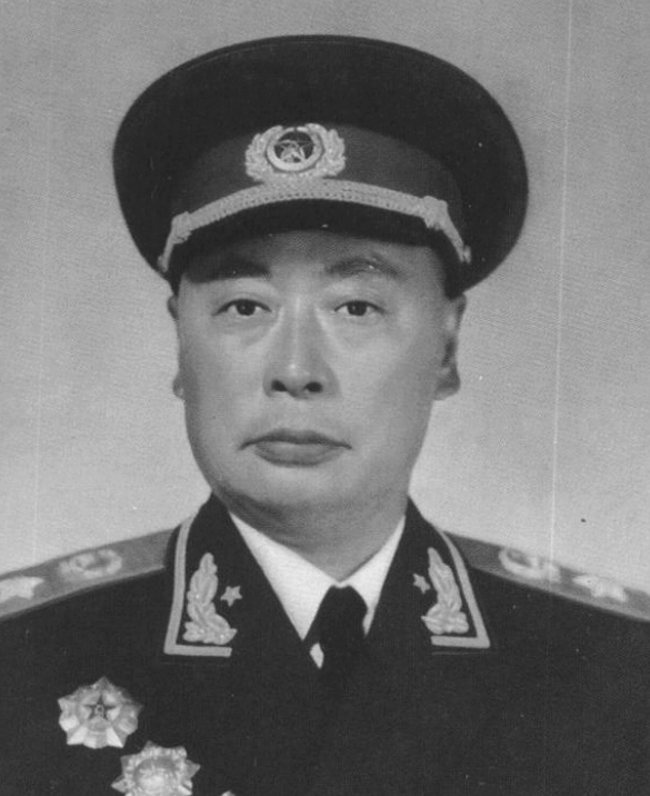 团参谋长廖政国怒斥叶飞多次违抗陈毅命令，叶飞笑言：违抗就对啦