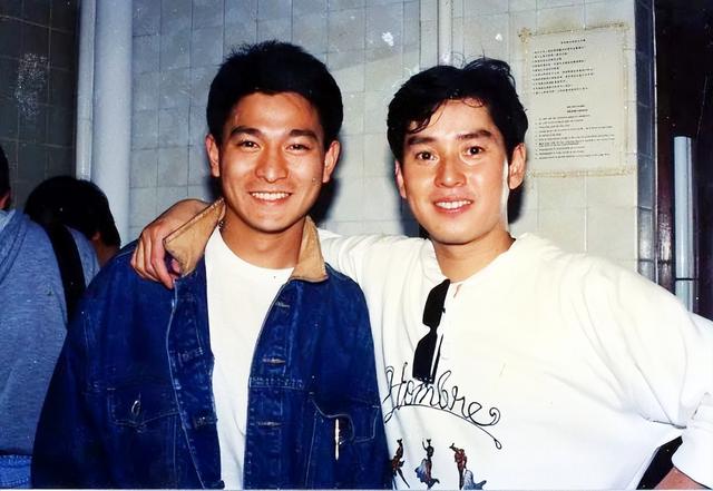 著名歌手谭咏麟：为了生一个儿子，他在发妻与红颜知己之间挣扎