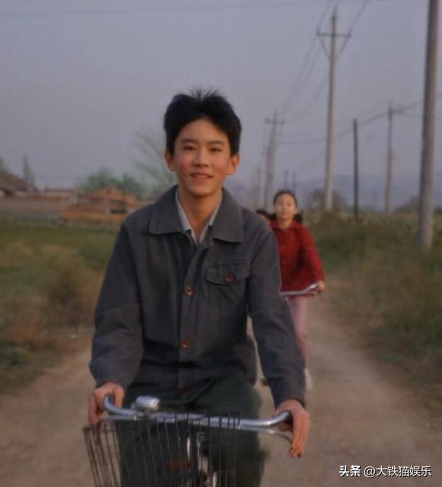 小演员别选太惊艳，不然尴尬的就是成年演员，范丞丞根本接不住戏