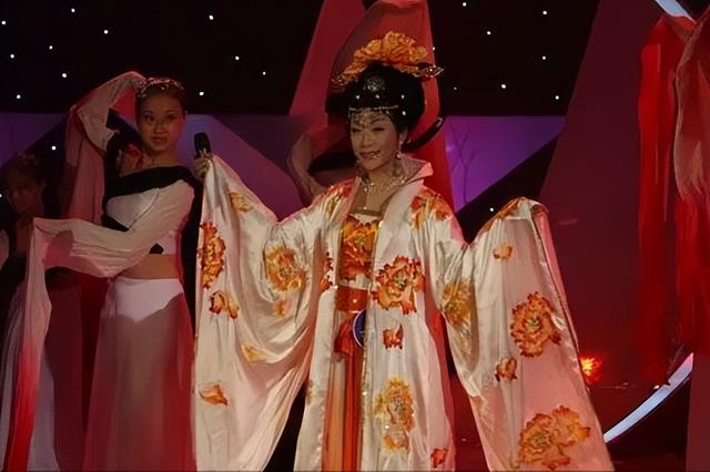 李玉刚跳河自尽？这一次，我看透了内娱的“新骗局”