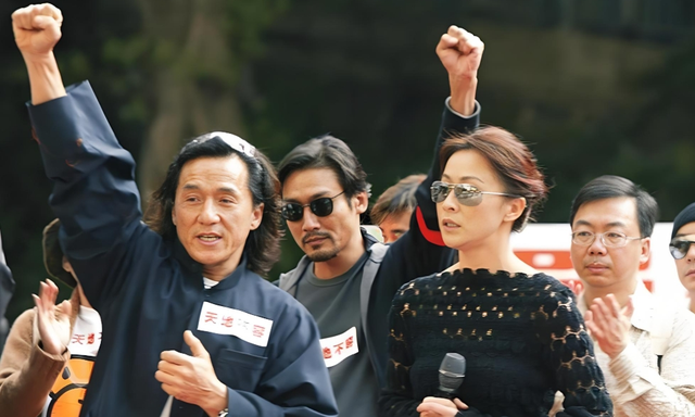 38岁和张曼玉因戏生情，46岁和刘嘉玲结婚，梁朝伟到底更爱谁