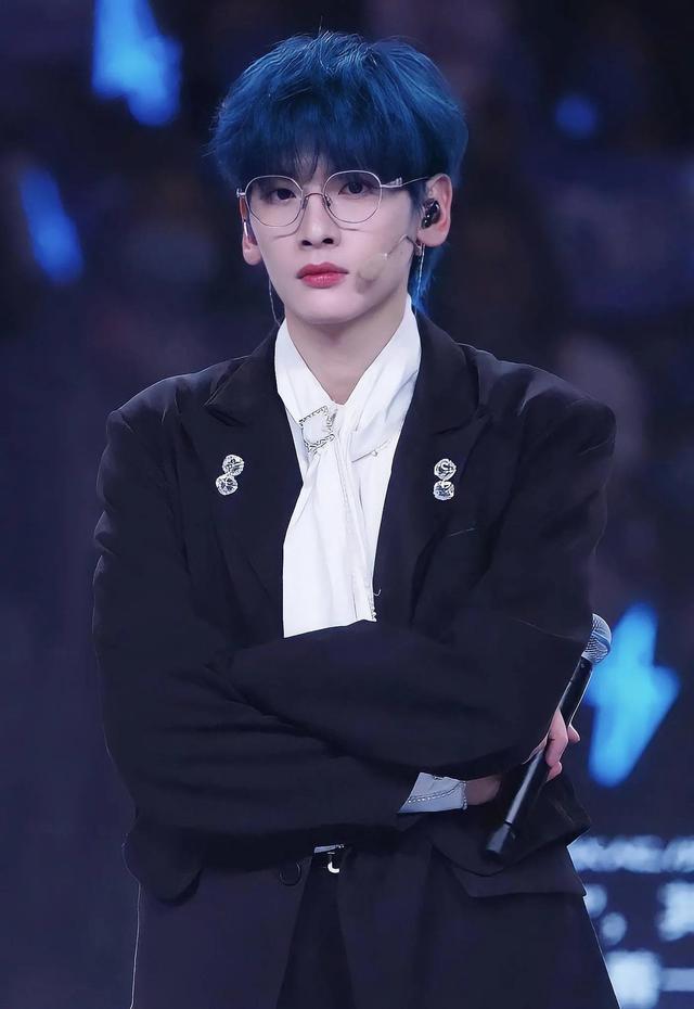 男明星蓝发造型你被谁惊艳了呢