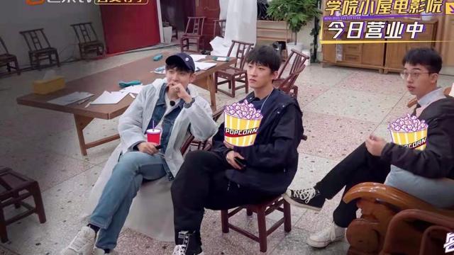 文韬石凯蒲熠星“套娃”，曹恩齐乱入，个人战原来是团队内战