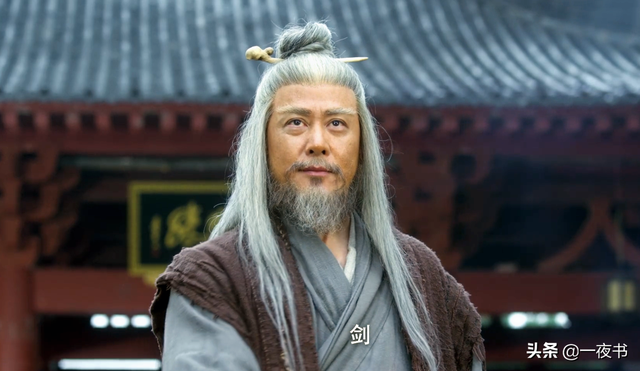 《雪中悍刀行》“舅帮亿次”邓太阿多强？吊打赵宣素，斩81尊仙人