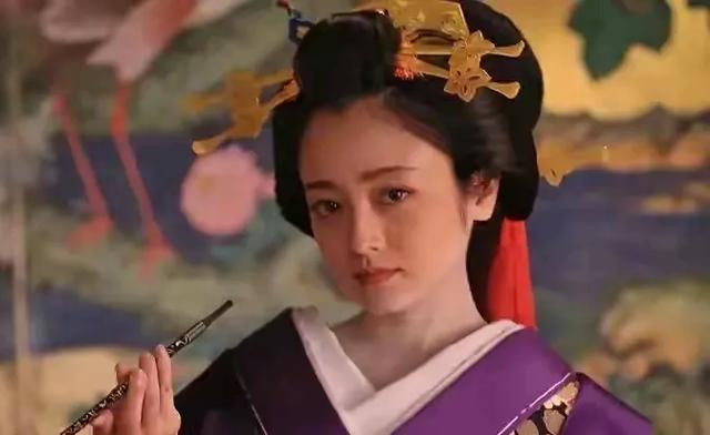 日本大尺度“三级片”【花宵道中】女主的颜值身材谁不迷糊!