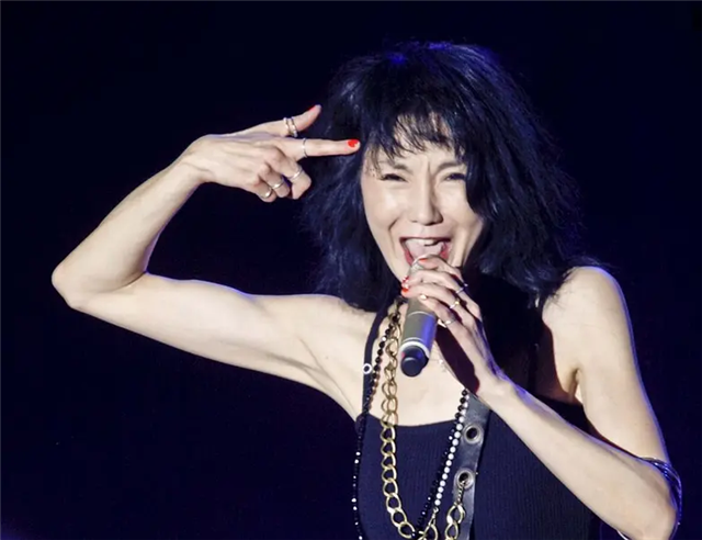 《新龙门客栈》28年，“生番”慈眉善目，小女孩成为39岁的姐姐