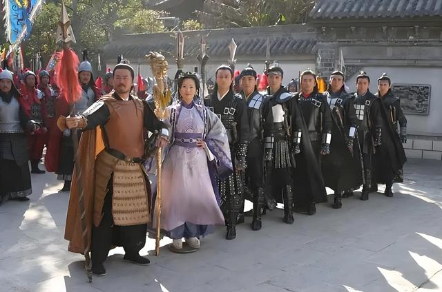 杨家将十一代28个人物的妻子各是谁？谁的妻子最多？