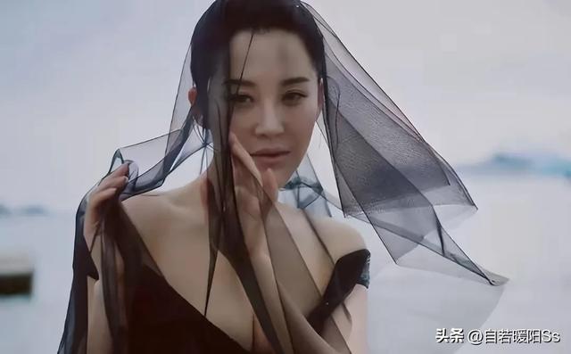 半老徐娘”只服这6位，风韵犹存，婀娜多姿，个个都是人间极品