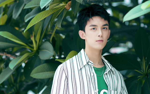 杨幂、关晓彤、周冬雨等明星高考成绩，有的286分，有的682分