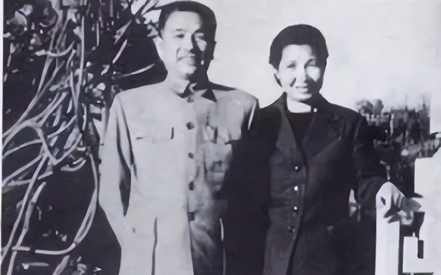 陶铸夫人曾志回忆与毛主席吵架,毛主席生气地称呼她为:“女皇”