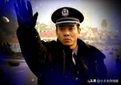 管虎的一部电视剧里面竟然有三个女友